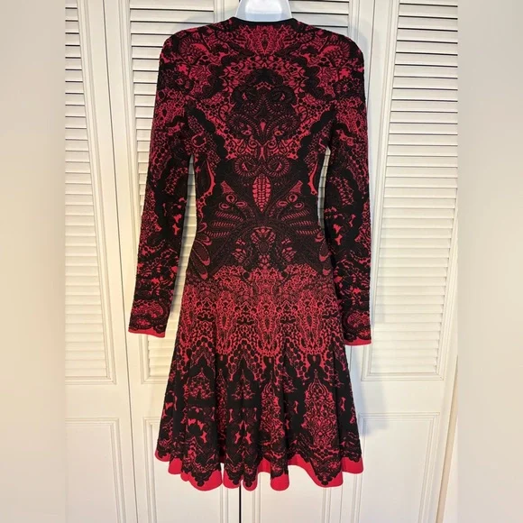 Alexander McQueen Wool Blend Lace Pattern Dress Red Black Stretch Fit n  Flare Sm